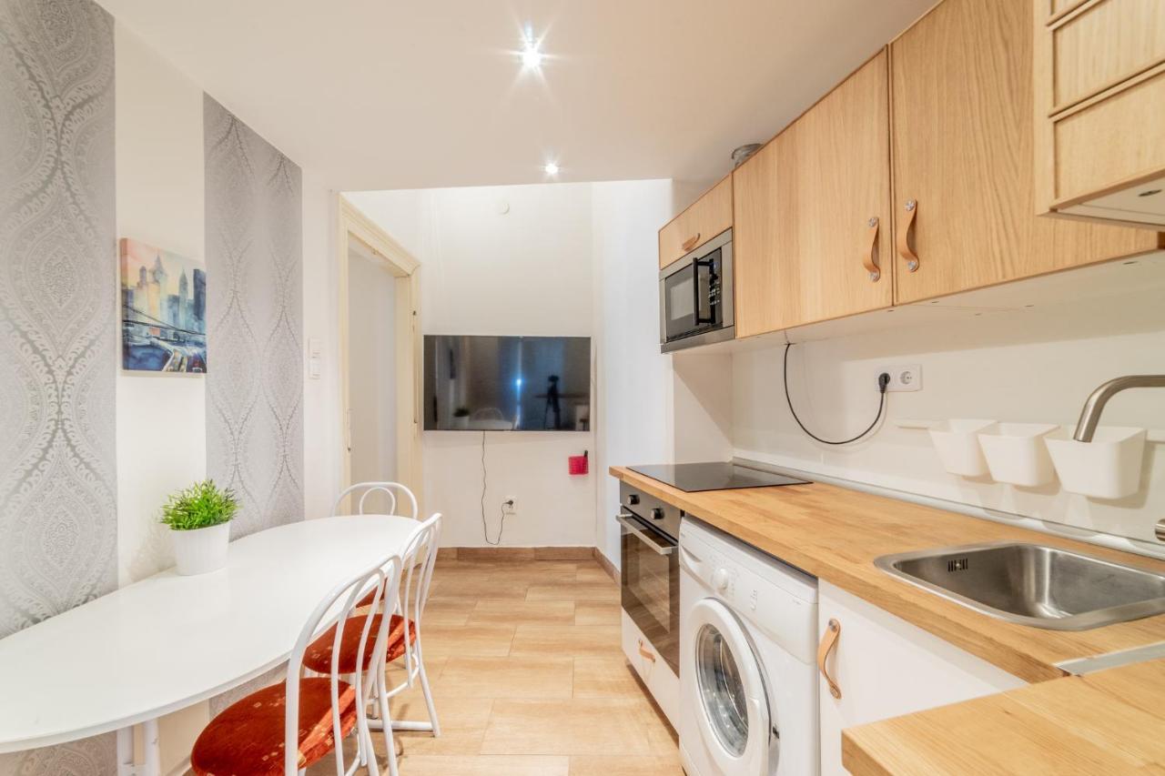 Danube 3br, 2 Bathr Quiet Apt At Market Hall * Budapešť